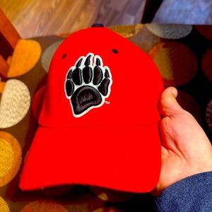 Zephyr Men’s Red Baseball Cap Claw Logo / W Logo Size M/L
